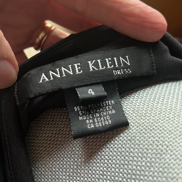 💗Anne Klein Dress💗 Very Flattering - Picture 3 of 5
